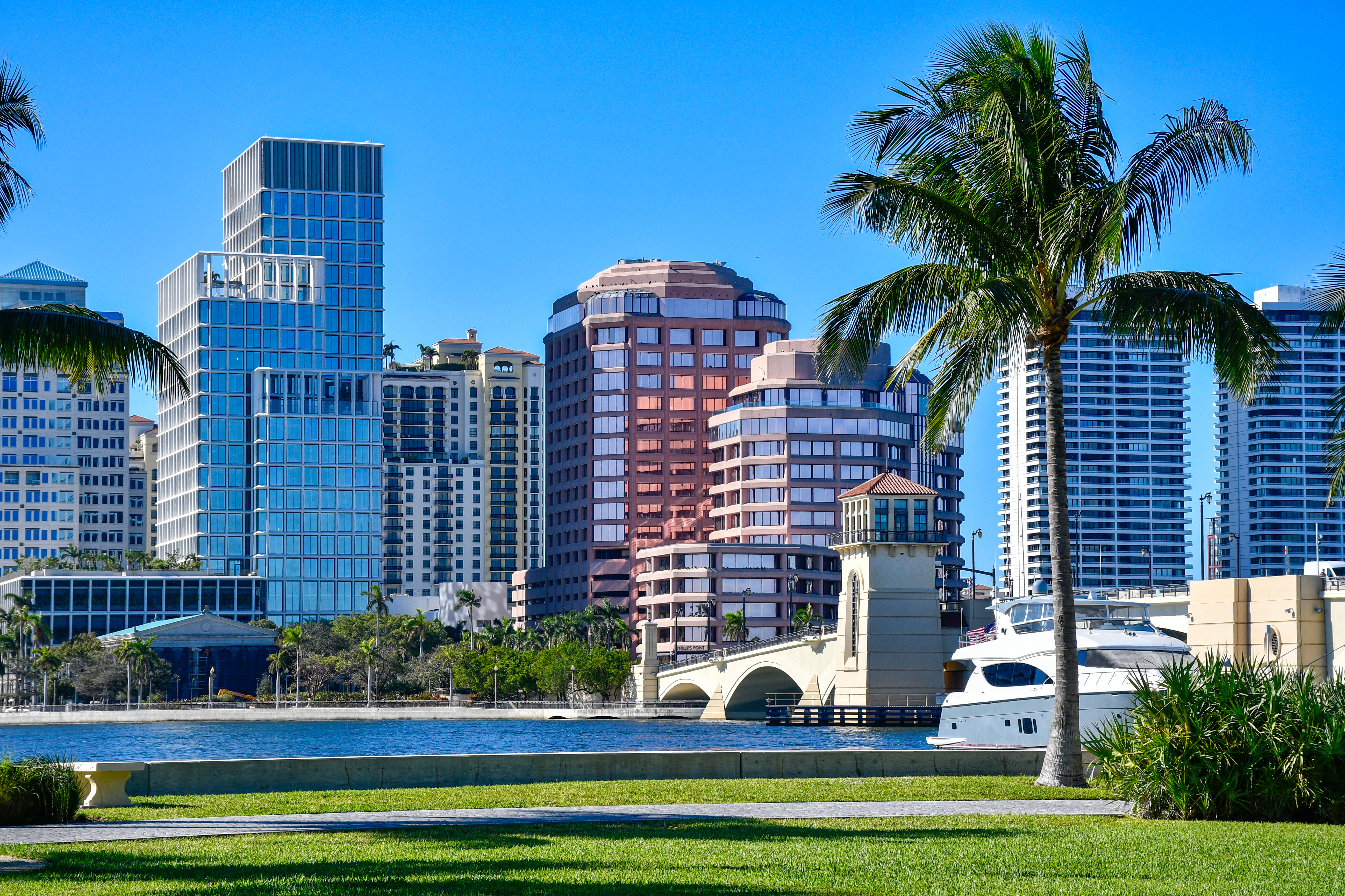 South Florida waterfront architecture